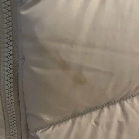 Women’s Nike Off White/Cream Puffer Vest - Picture 5 of 5